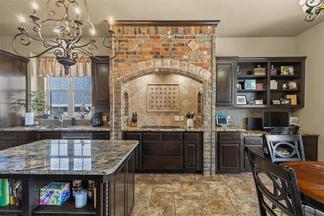 19540 Talavera Lane, Edmond, OK 73012