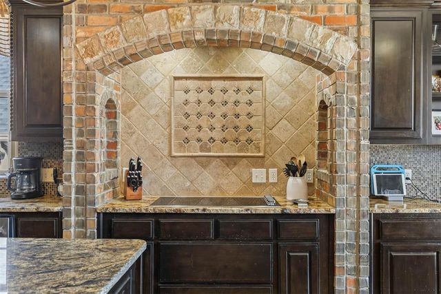 19540 Talavera Lane, Edmond, OK 73012