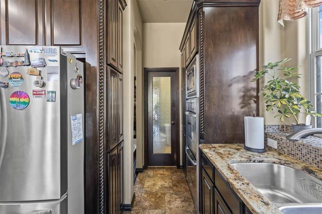 19540 Talavera Lane, Edmond, OK 73012