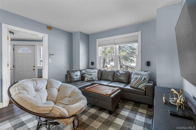 117 Ohio Avenue, Medford, NY 11763