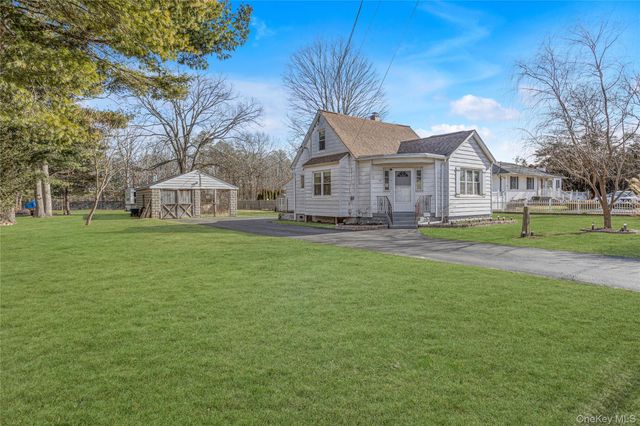 117 Ohio Avenue, Medford, NY 11763