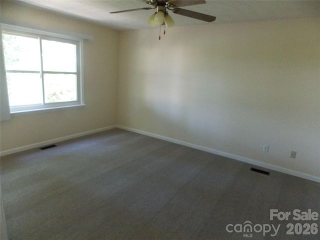 4249 Beach Road, Hudson, NC 28638
