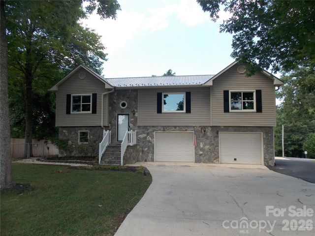 4249 Beach Road, Hudson, NC 28638
