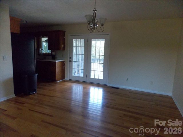 4249 Beach Road, Hudson, NC 28638