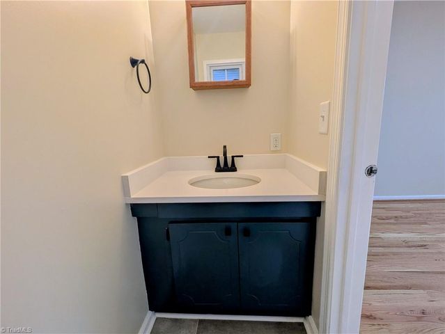 1028 Gales Avenue, Winston-salem, NC 27103