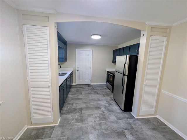 1028 Gales Avenue, Winston-salem, NC 27103