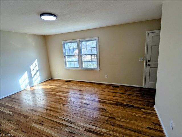 1028 Gales Avenue, Winston-salem, NC 27103