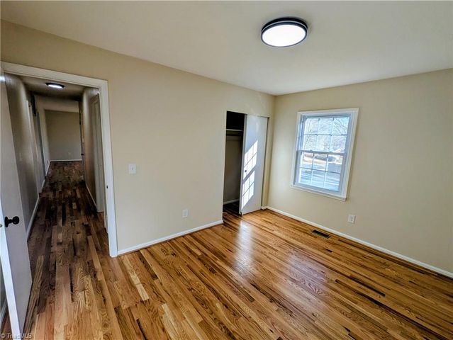 1028 Gales Avenue, Winston-salem, NC 27103