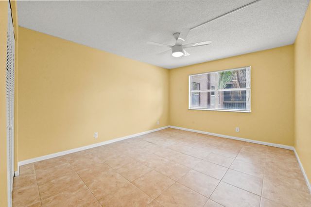 7020 Nova Drive 207d, Davie, FL 33317