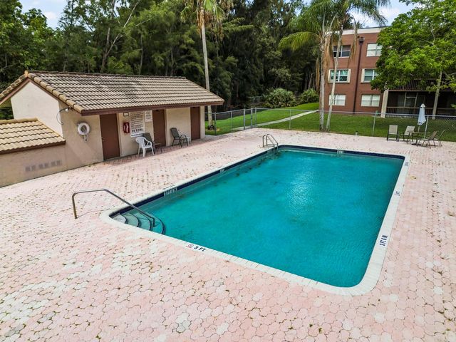 7020 Nova Drive 207d, Davie, FL 33317