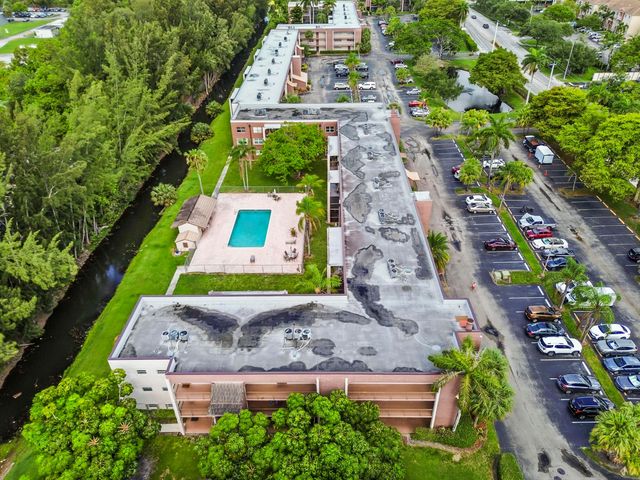 7020 Nova Drive 207d, Davie, FL 33317