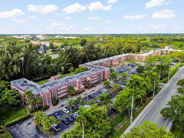 7020 Nova Drive 207d, Davie, FL 33317