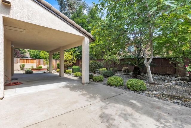 1533 Settlers Ct, Folsom, CA 95630