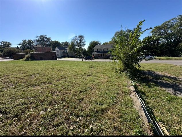 601 Hall Street, St Joseph, MO 64501