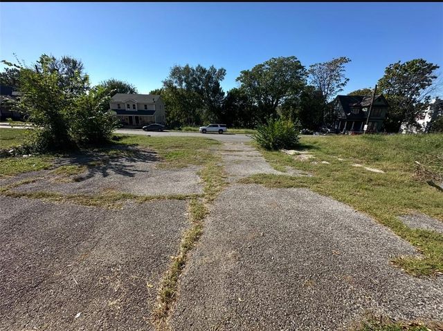 601 Hall Street, St Joseph, MO 64501