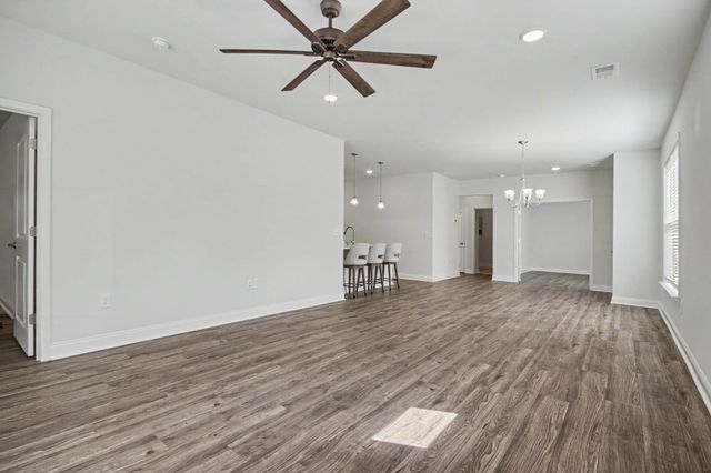 5877 Cremona Dr., Myrtle Beach, SC 29577