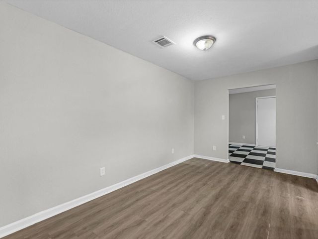 114 Weldon Street, South Houston, TX 77587
