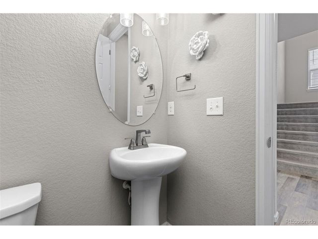 10961 Pagosa St, Commerce City, CO 80022