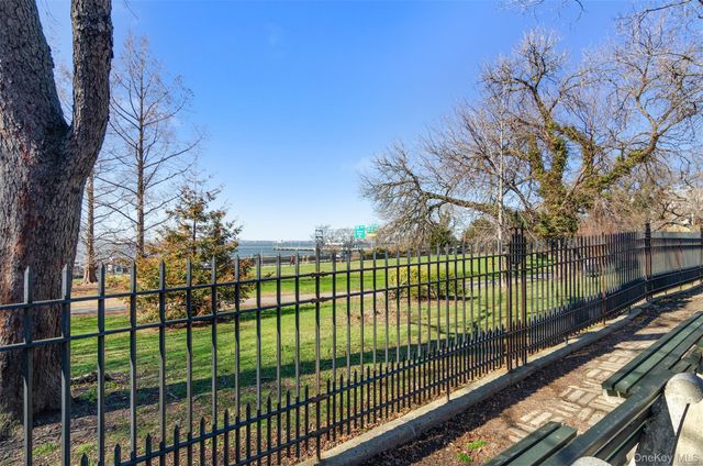 7101 Shore Road 2C, Brooklyn, NY 11209