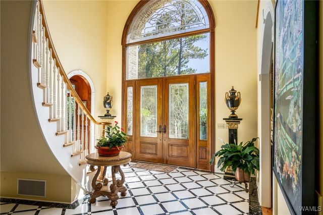 11465 WOODBANK, Tuscaloosa, AL 35405