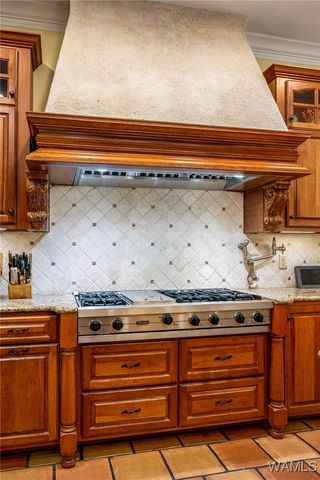 11465 WOODBANK, Tuscaloosa, AL 35405