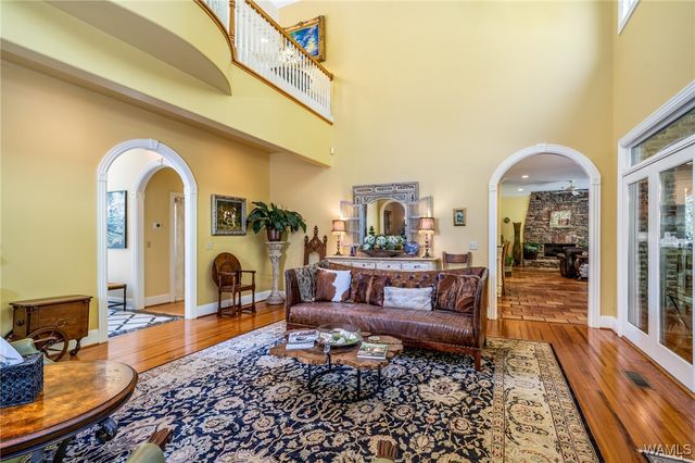 11465 WOODBANK, Tuscaloosa, AL 35405