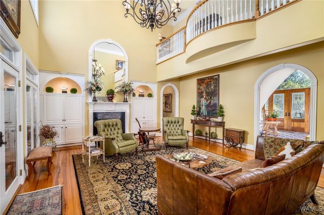 11465 WOODBANK, Tuscaloosa, AL 35405