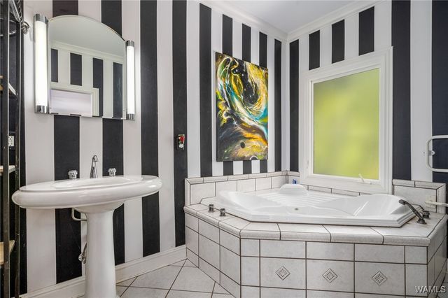 11465 WOODBANK, Tuscaloosa, AL 35405