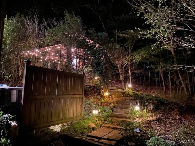 11465 WOODBANK, Tuscaloosa, AL 35405