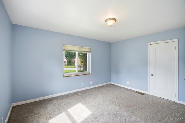 7066 Bridgetown Road, Green Twp, OH 45248