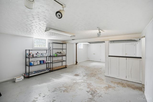 7066 Bridgetown Road, Green Twp, OH 45248