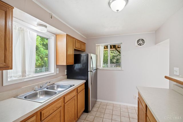 7066 Bridgetown Road, Green Twp, OH 45248