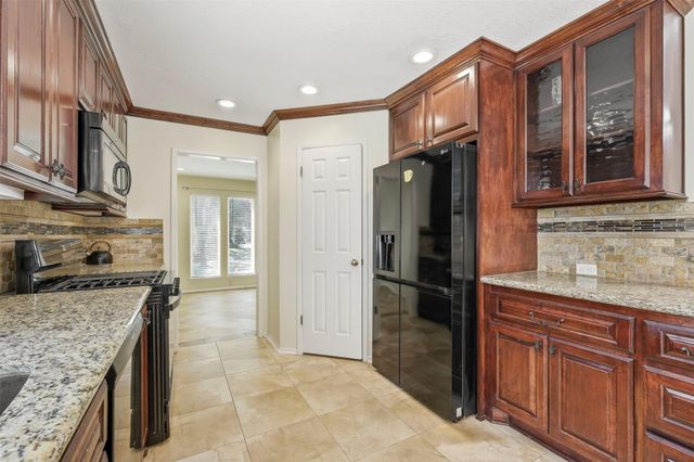 3807 Glenwood Springs Drive, Houston, TX 77345