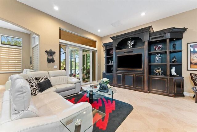 8247 NW 107th Terrace, Parkland, FL 33076