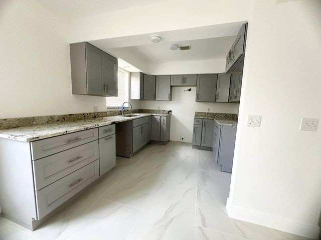 1031 Goldenrod Road, Wellington, FL 33414