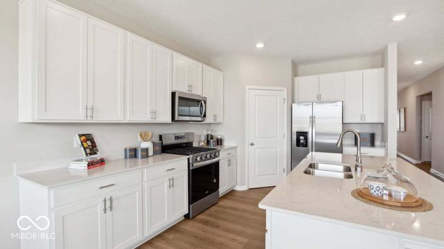 5631 Bluewing Creek Lane, Clayton, IN 46118