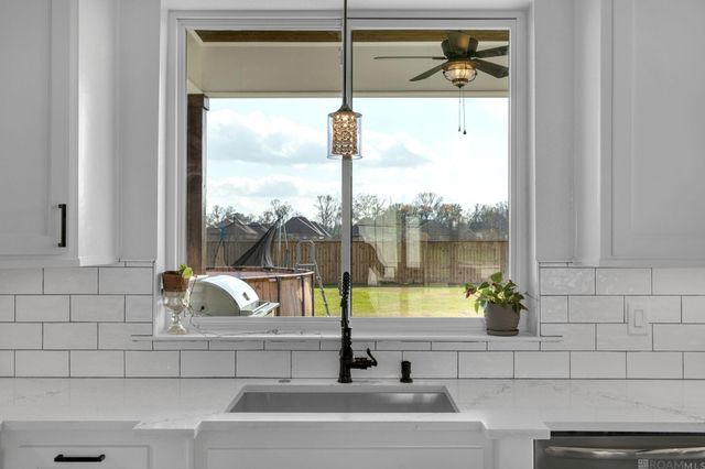 41411 Merritt Evans Rd, Prairieville, LA 70769