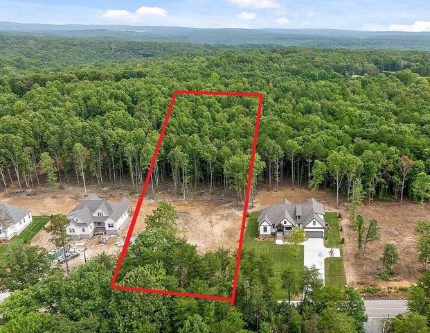 3075 Poe Road, Soddy Daisy, TN 37379