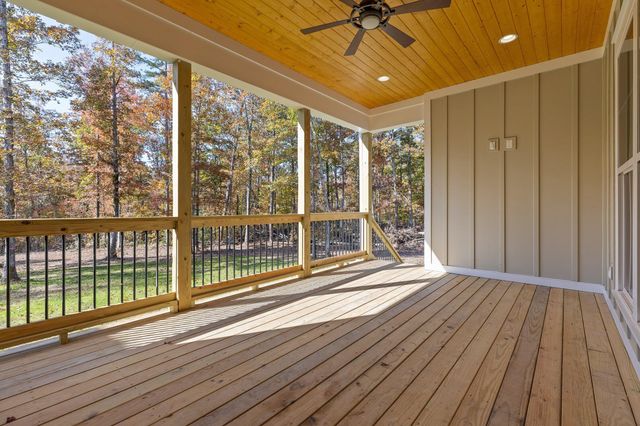 3075 Poe Road, Soddy Daisy, TN 37379