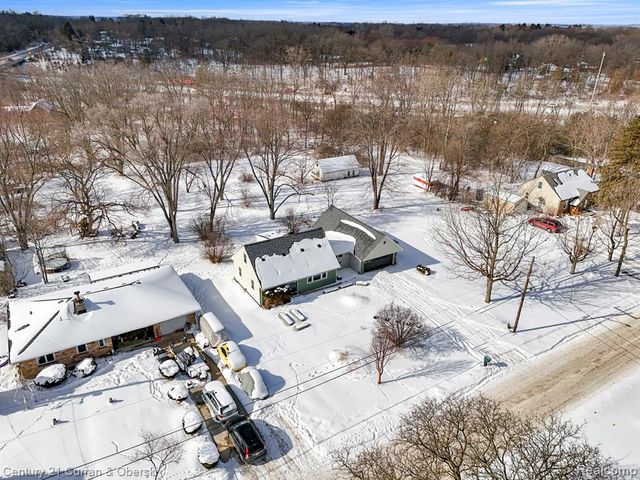 637 Ironwood Drive, Ann Arbor, MI 48103