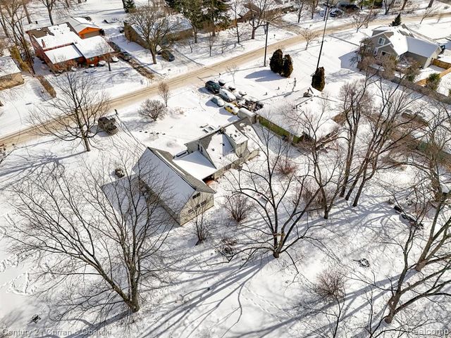 637 Ironwood Drive, Ann Arbor, MI 48103