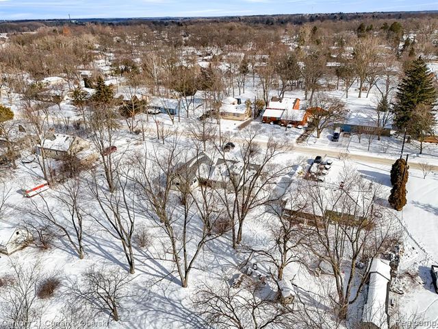 637 Ironwood Drive, Ann Arbor, MI 48103