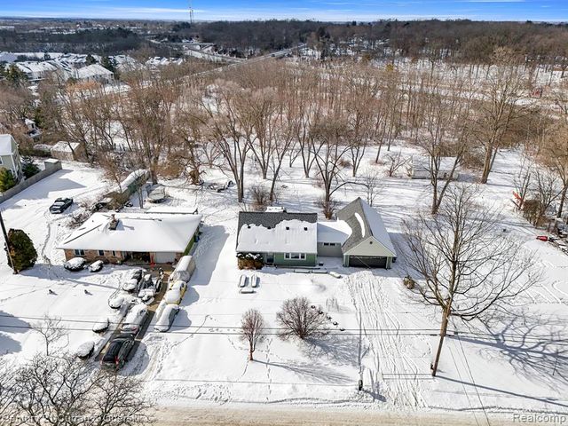 637 Ironwood Drive, Ann Arbor, MI 48103