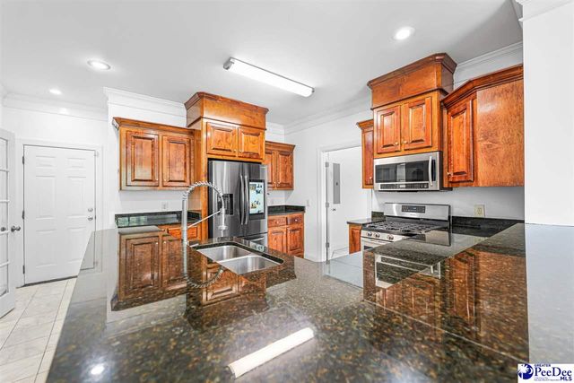 1008 Oak Bend Lane, Florence, SC 29501