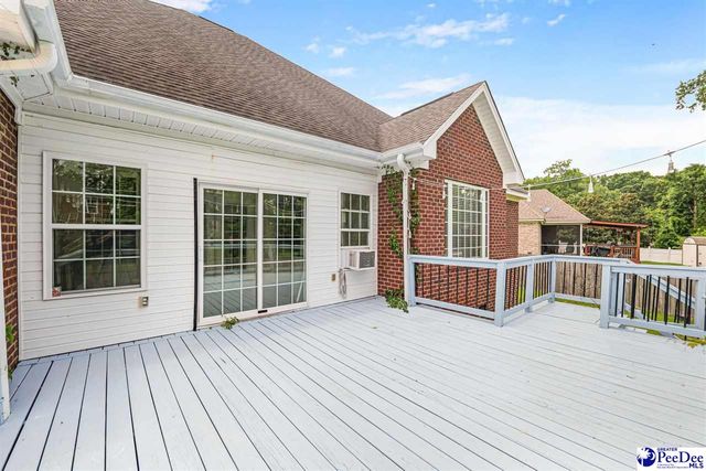 1008 Oak Bend Lane, Florence, SC 29501