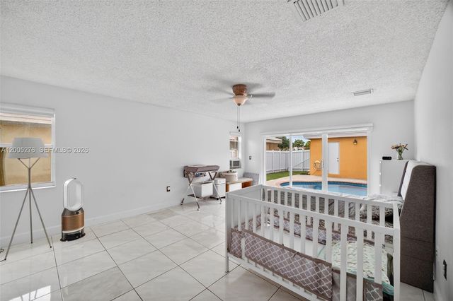 685 SW 198th Ter, Pembroke Pines, FL 33029