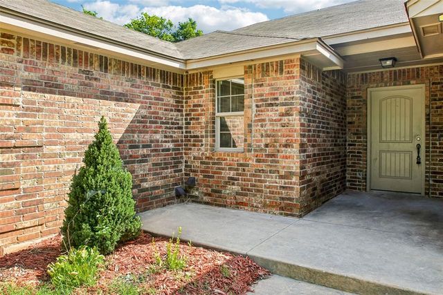 12702 Fox Pass Road, Edmond, OK 73034