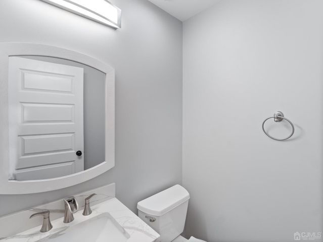 348 1st Street 2, Dunellen, NJ 08812