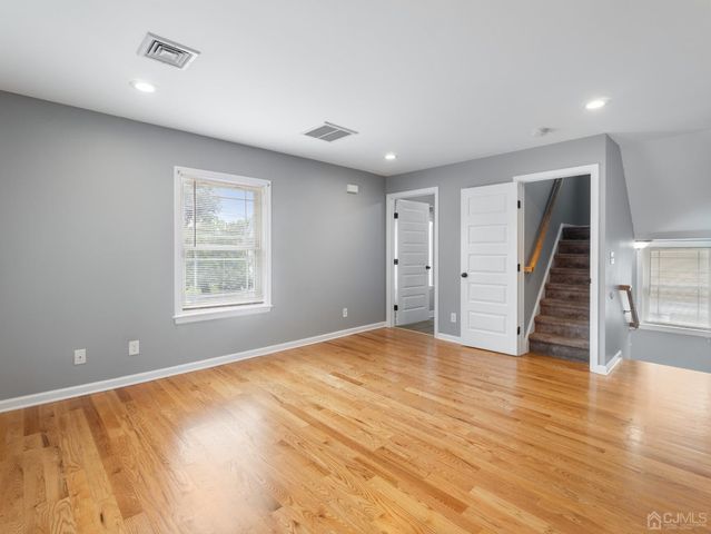 348 1st Street 2, Dunellen, NJ 08812