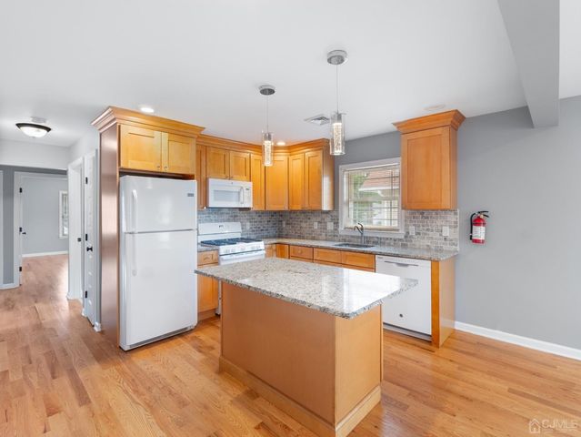 348 1st Street 2, Dunellen, NJ 08812